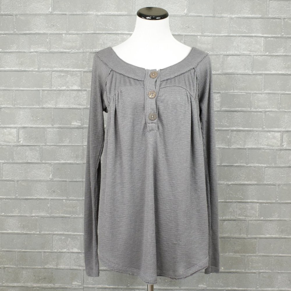 We The Free Oversized Grey Button Thermal Top S